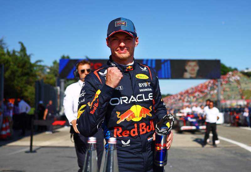 Verstappen, mimo wielu przeciwności, wyrównał rekord Senny