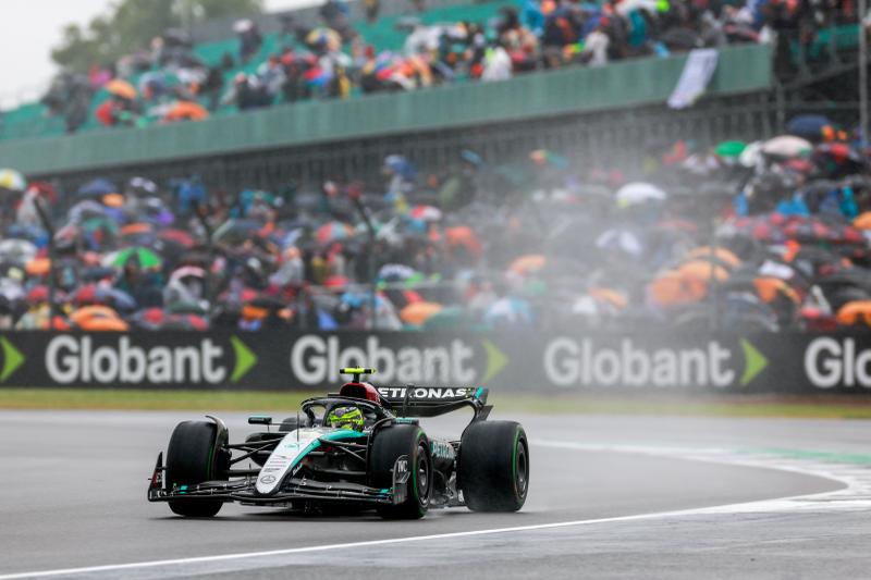 Hamilton sięgnął po 104. zwycięstwo w F1 po kapitalnym wyścigu na Silverstone!