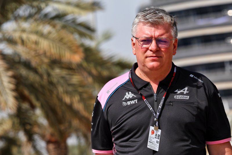 Szafnauer dwukrotnie wypłacał pensję pracownikom Force India z własnej kieszeni