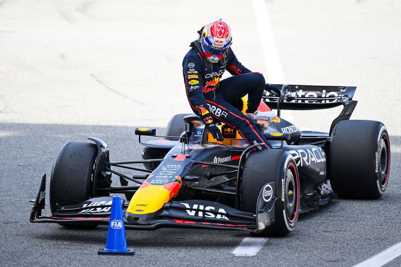 Red Bull po fakcie przyznaje, że powinien zostawić Verstappena na torze