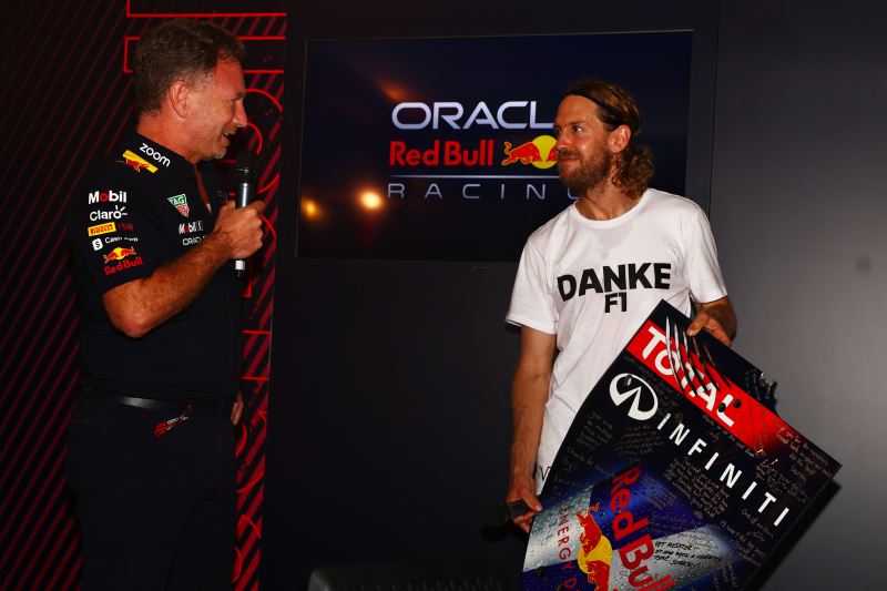 Sebastian Vettel może powrócić do Red Bulla...