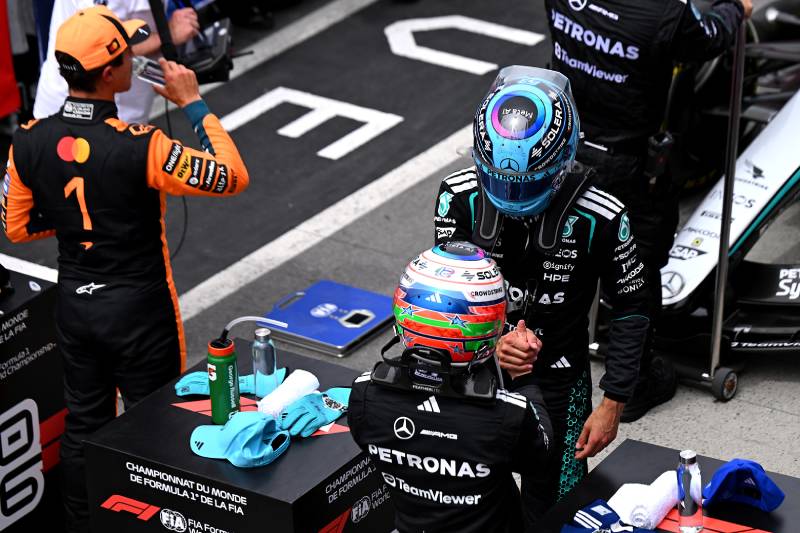 Mercedes zdominował sobotnią rywalizację