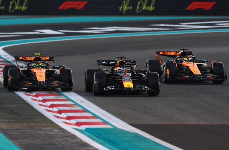 Red Bull docenił zagrywkę McLarena, która uniemożliwiła Verstappenowi wstrzymywanie stawki