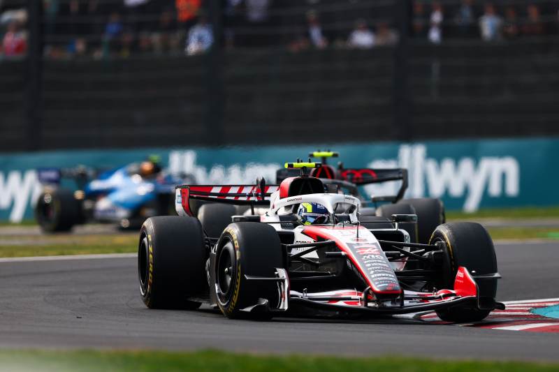 Bearman jechał z prędkością 308 km/h, a przeciążenie wyniosło 50G