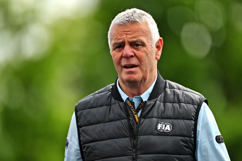 Derek Warwick został zawieszony w roli sędziego FIA