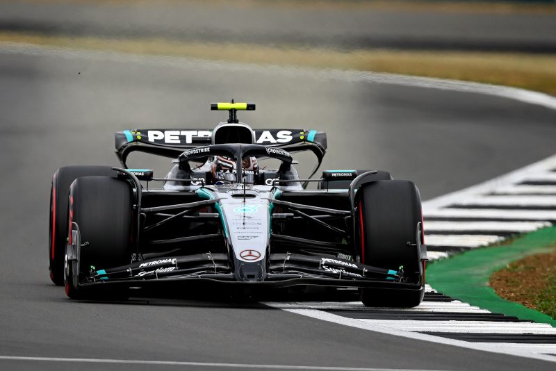 Mercedes nie popisał się w zdradliwych warunkach