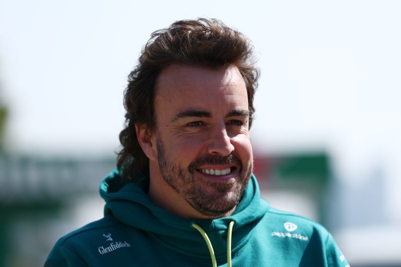 Alonso powróci do bolidu AMR25 w 2. treningu