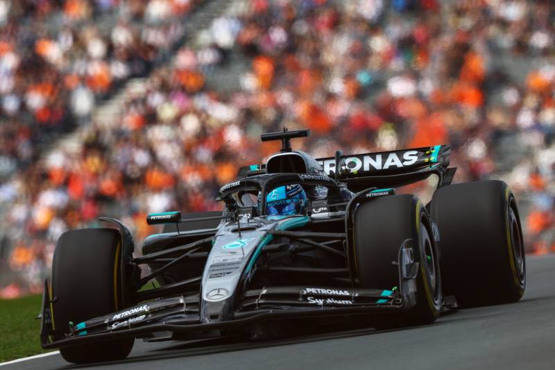 Mercedes otrzymał grzywnę za incydent między Russellem i Alonso