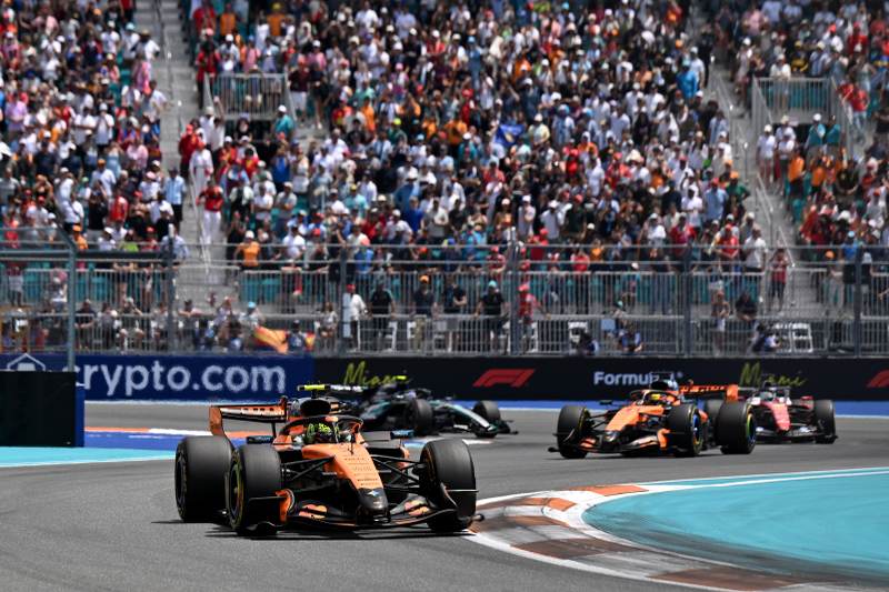 McLaren sięgnął po pierwszy dublet w sezonie!