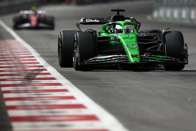 Świetne tempo Hulkenberga i duży błąd Bortoleto na starcie