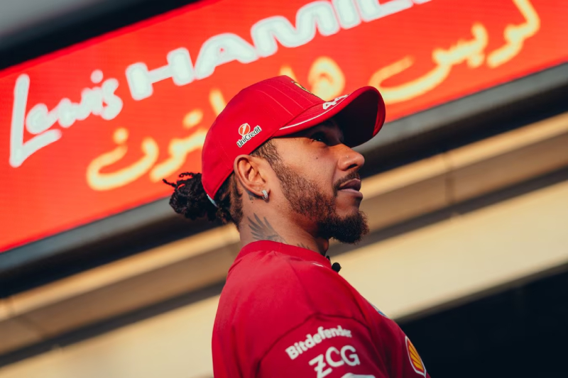 Hamilton sprostował swój komentarz nt. sezonu 2026: jestem podekscytowany tym, co zespół zbuduje na przyszły rok