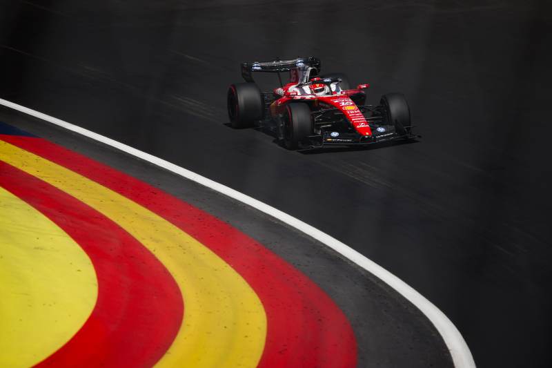 Ferrari cały czas brakuje odrobinę tempa w kluczowych fazach weekendu