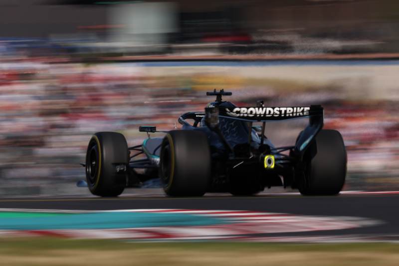 Kierowcy Mercedesa zdominowali trzeci trening