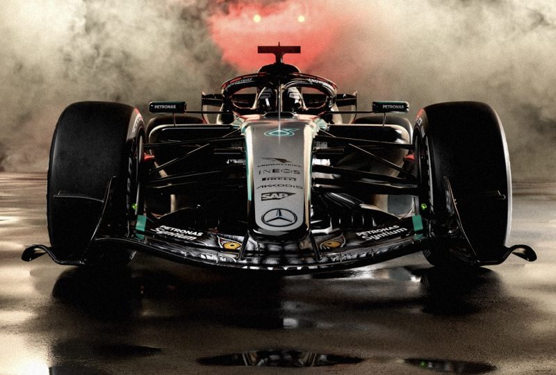 Mercedes również pokazał odświeżone malowanie na GP Japonii
