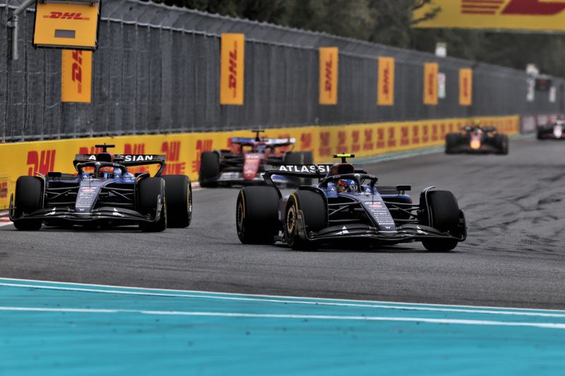 Nie tylko Ferrari miało problemy z poleceniami zespołowymi w Miami