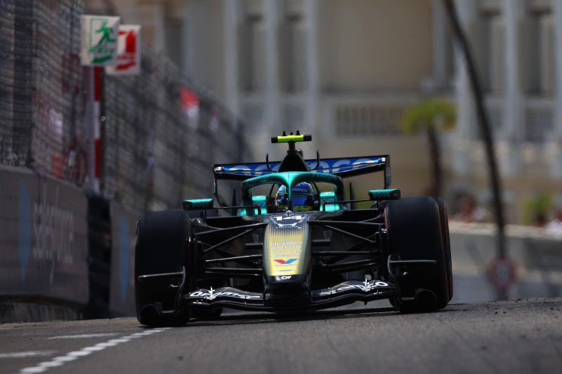 Alonso uniknął błędów i wywalczył pierwszy punkt dla Astona Martina