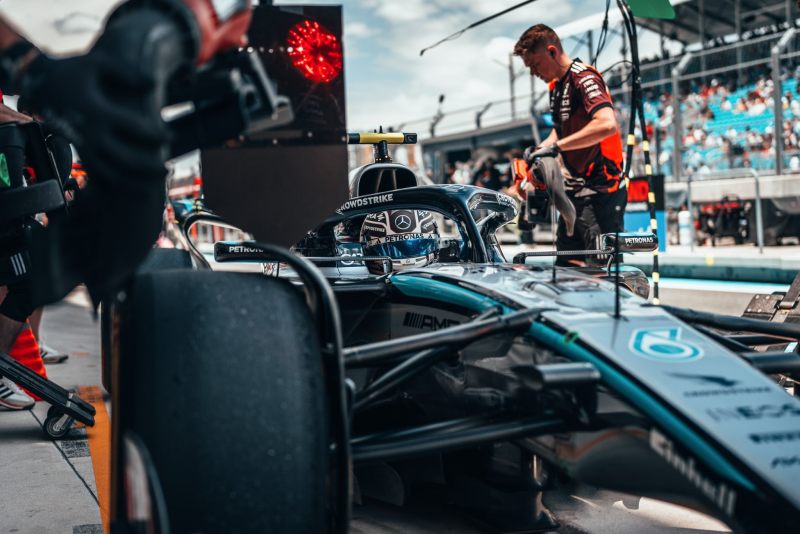 Sensacja w kwalifikacjach do sprintu w Miami! Antonelli pokonał kierowców McLarena