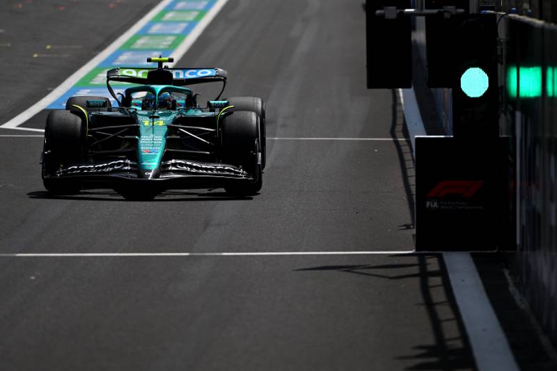 Hamilton, Antonelli i Alonso ruszą do GP Belgii z alei serwisowej