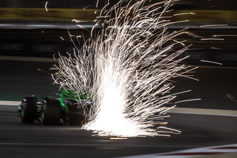 FIA pracuje nad rozwiązaniem problemu nadmiernego ścierania desek pod podłogą bolidów w sezonie 2026