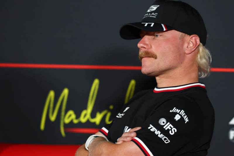 Sainz i Bottas skomentowali narastający konflikt w Ferrari