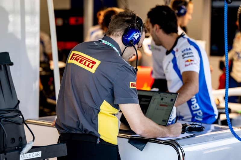 Zespoły niechętnie współpracują także z Pirelli w kwestii danych dot. osiągów na sezon 2026