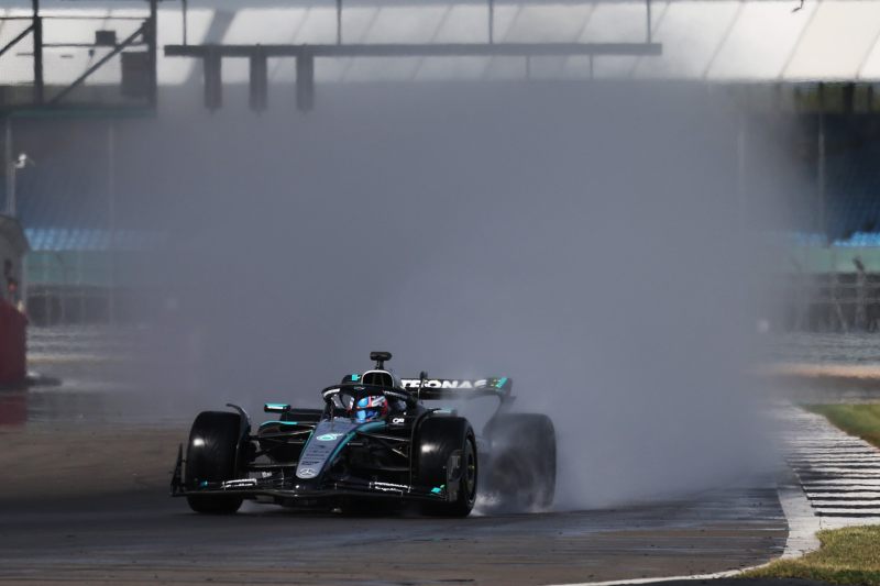 Mercedes pomagał Pirelli w testach deszczowych opon na sezon 2026
