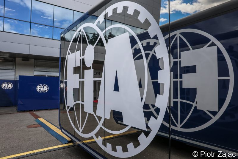 FIA wytłumaczyła swoje kontrowersyjne decyzje z GP Miasta Meksyk
