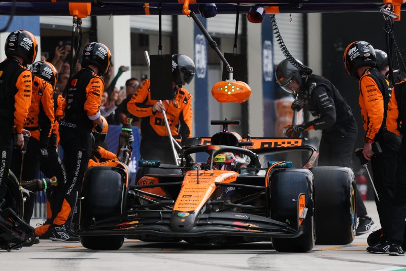 FIA oczyszcza z zarzutów, a Toto Wolff staje w obronie McLarena