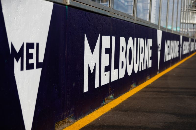 Startuje weekend wyścigowy w Australii