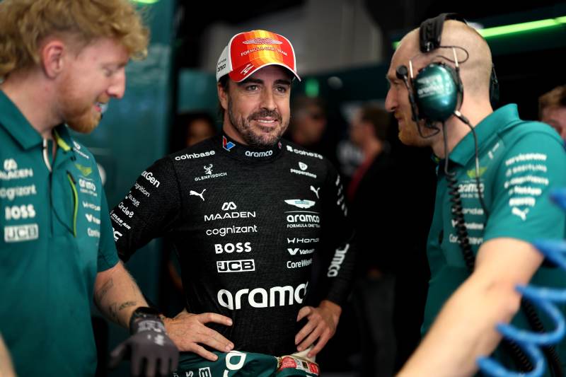 Alonso wbija szpilkę rywalom i broni Astona Martina. "Potrzebujemy czegoś większego"