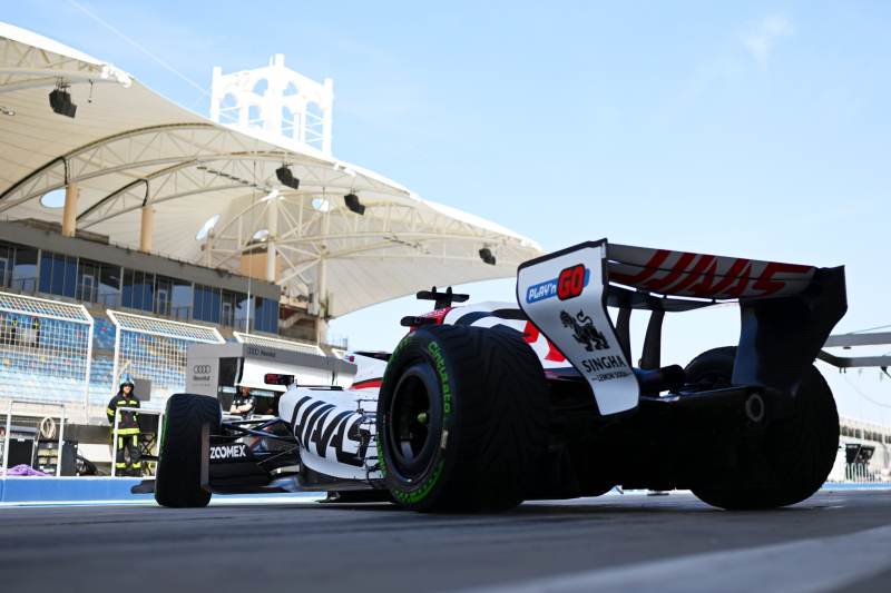 GALERIA: 1. dzień testów w Bahrajnie