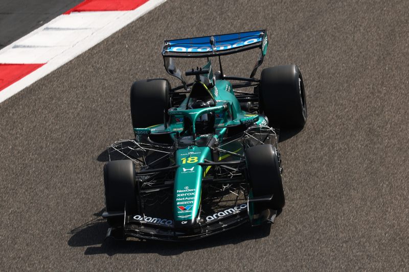 Montoya o Astonie Martinie: Newey zaczeka z nowym pakietem do Melbourne