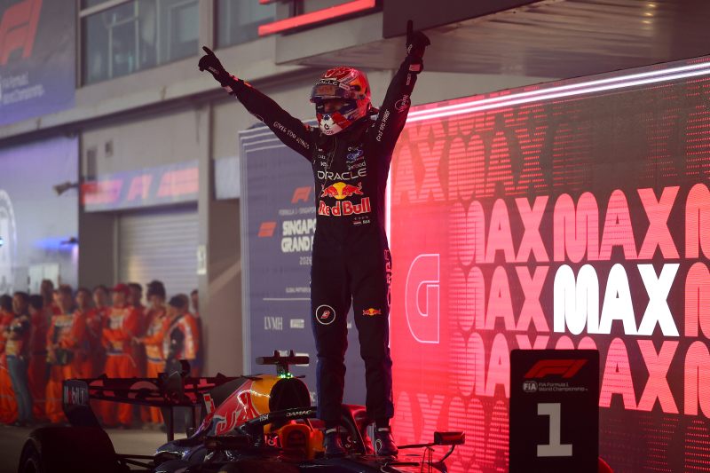 Verstappen odczarował w końcu Singapur