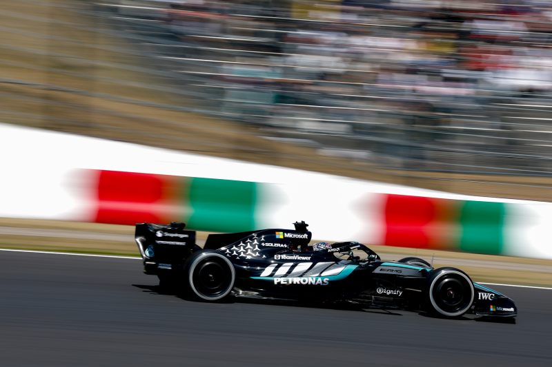 Mercedes już ponad roku temu porzucił własną koncepcję obrotowego tylnego skrzydła