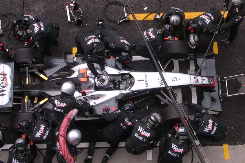 Sulayem przyznał, że F1 analizuje możliwość wyznaczenia niezależnego producenta silnikowego i powrót tankowania