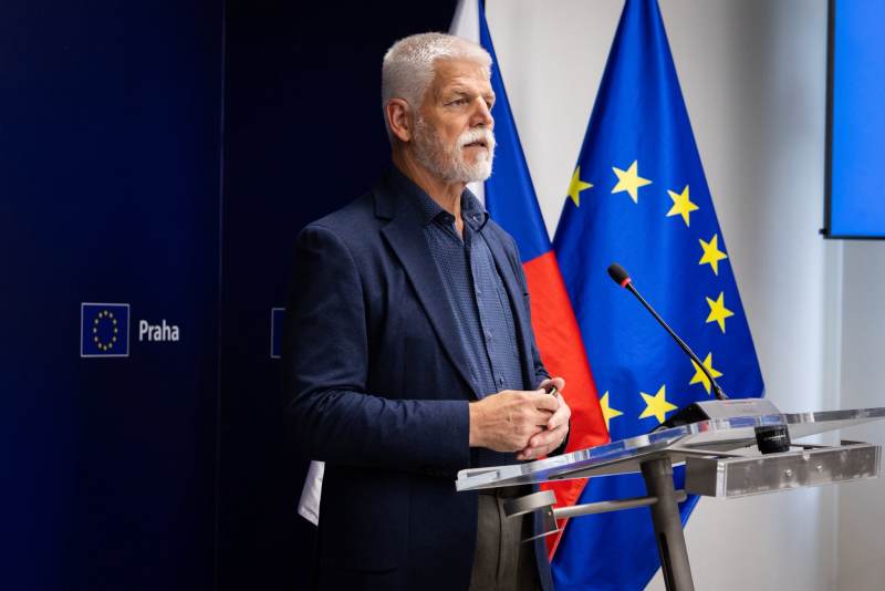 Prezydent Czech odwiedził GP Węgier w roli... fotografa