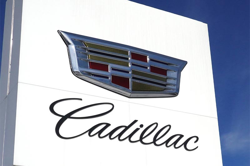 Wyciekły widełki pakietów sponsoringowych Cadillaca