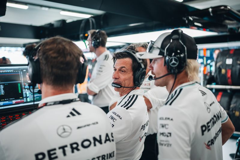 Wolff potwierdził rozmowy z Briatore nt. przejścia Bottasa do Alpine