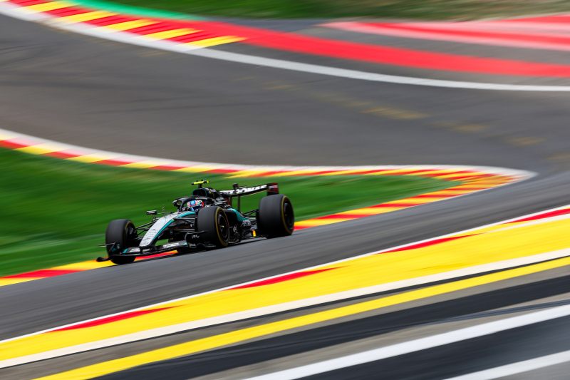 #2 trening: Antonelli przed Norrisem i Verstappenem, kraksa Gasly'ego