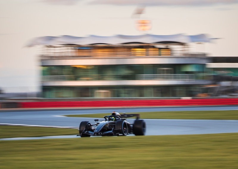 Cadillac pokonał pierwsze okrążenia własnym bolidem w swojej historii! (akt.)