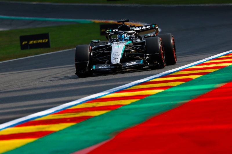 Mercedes zidentyfikował źródło problemów Russella z oprogramowaniem silnika