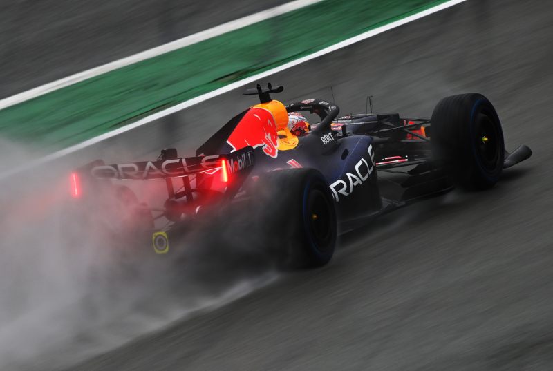 #2 dzień testów: tylko Red Bull i Ferrari w akcji, kraksa Hadjara