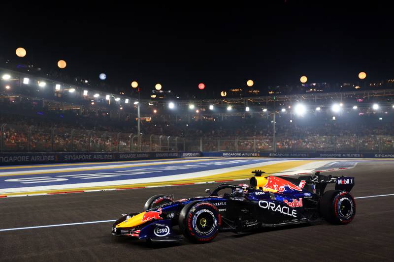 Verstappen po raz pierwszy zwyciężył w Singapurze