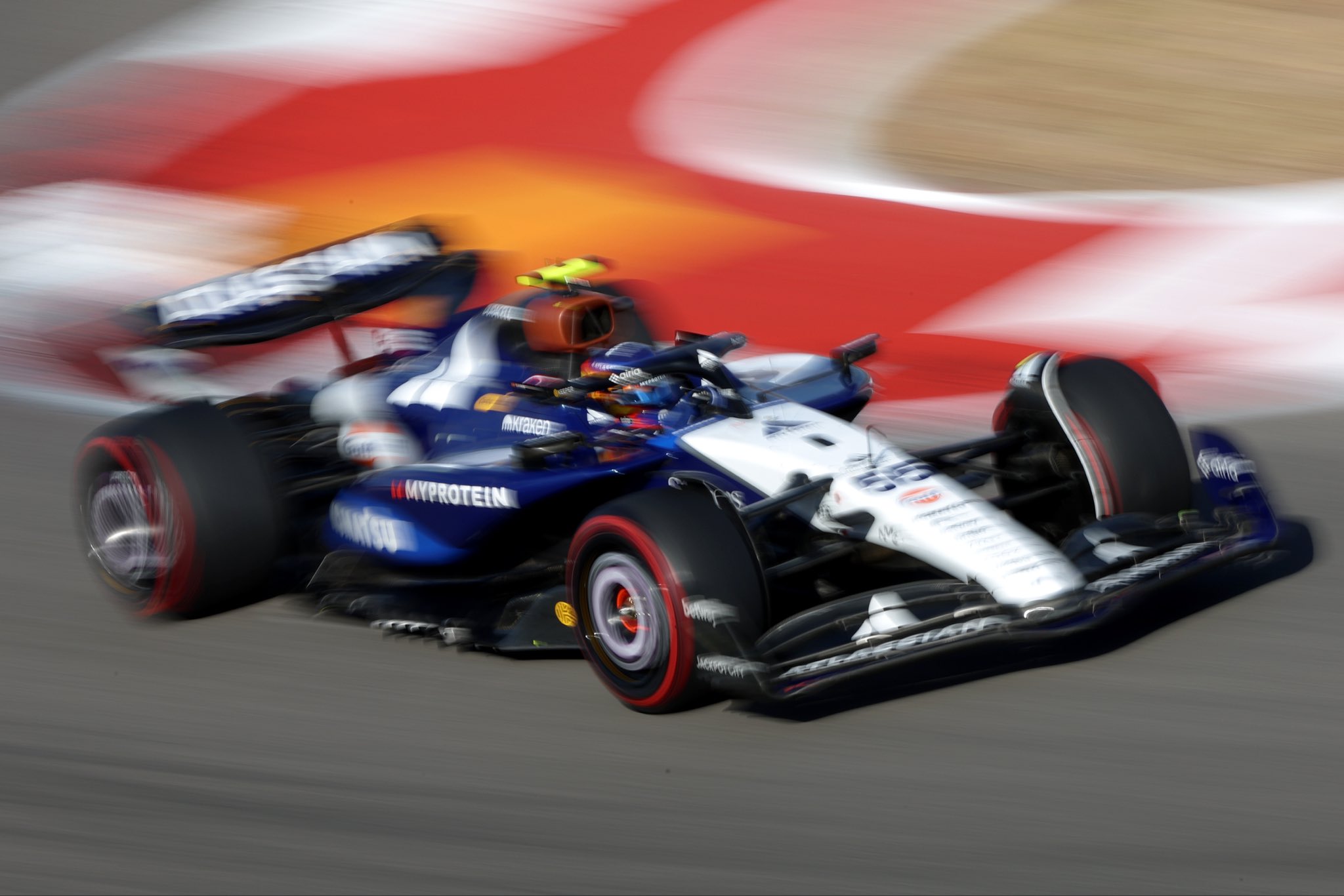 Sainz dostał karę przesunięcia na starcie GP Miasta Meksyk, Red Bull otrzymał sporą grzywnę