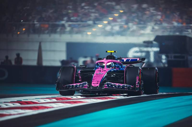 Alpine z ostatnim rzędem w kwalifikacjach