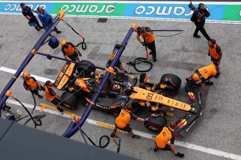 McLaren otrzymał grzywnę za sytuację z Piastrim i Russellem z 2. treningu