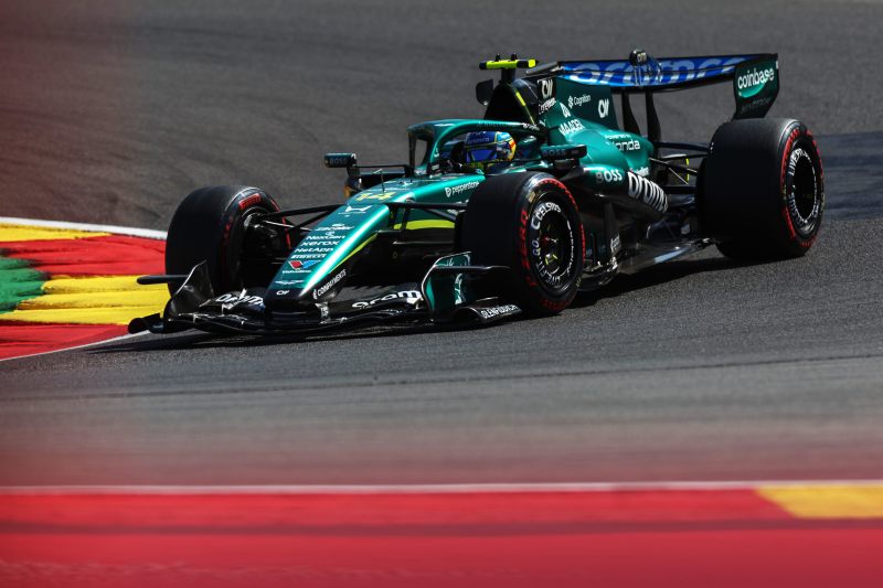 Aston Martin przywiózł oczekiwany pakiet poprawek, ale Alonso studzi oczekiwania