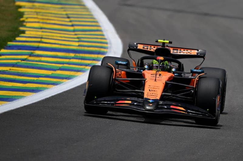 McLareny na czele wymieszanej stawki w jedynym treningu przed GP Sao Paulo