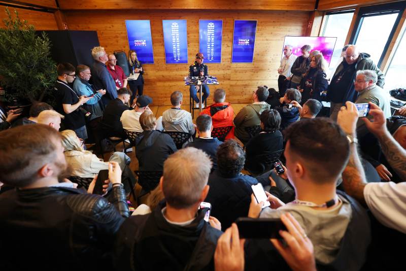 Wyrzucony przez Verstappen dziennikarz zabrał głos