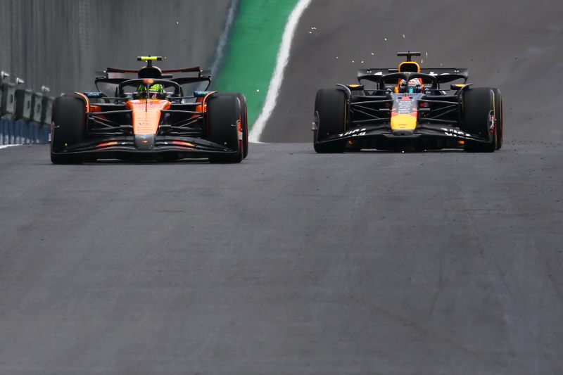McLaren oczekuje odpowiedzi od FIA nt. wpływu wymiany silnika Verstappena na limit budżetowy